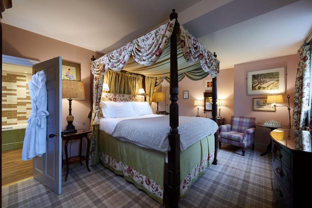 The Pilsley Inn - Chatsworth バスロウ エクステリア 写真