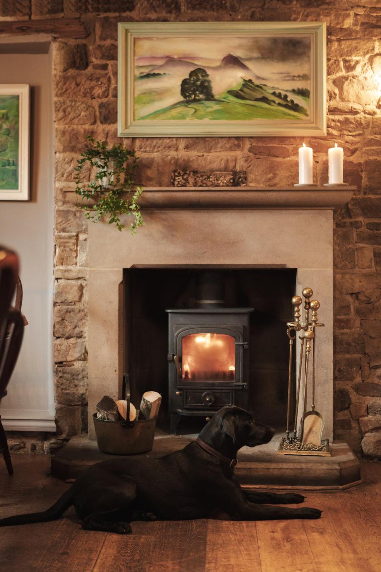 The Pilsley Inn - Chatsworth バスロウ エクステリア 写真