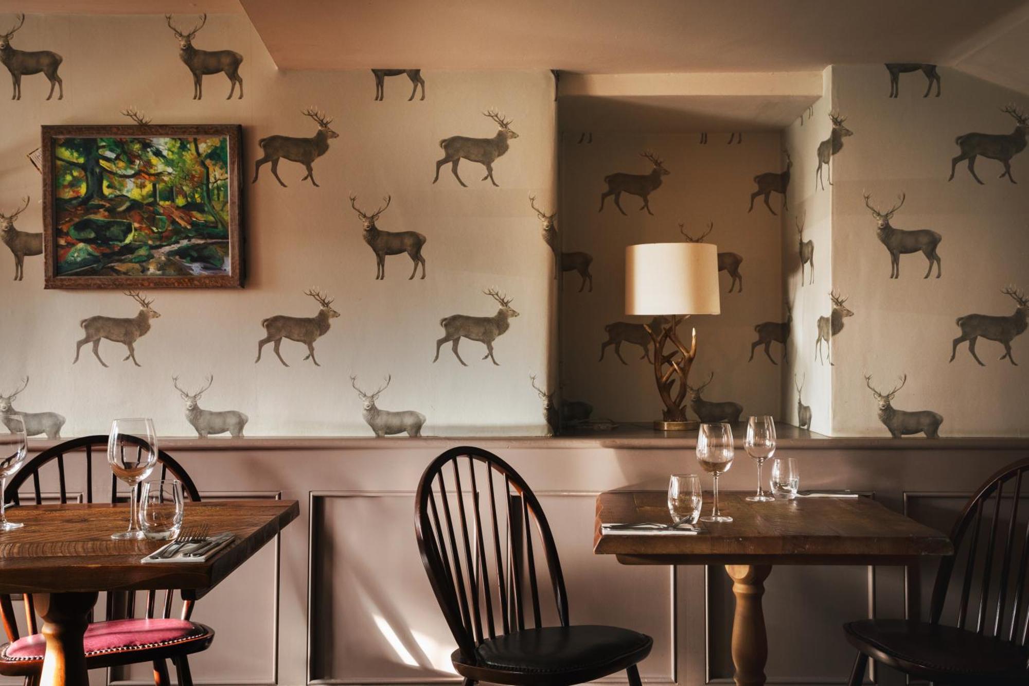 The Pilsley Inn - Chatsworth バスロウ エクステリア 写真