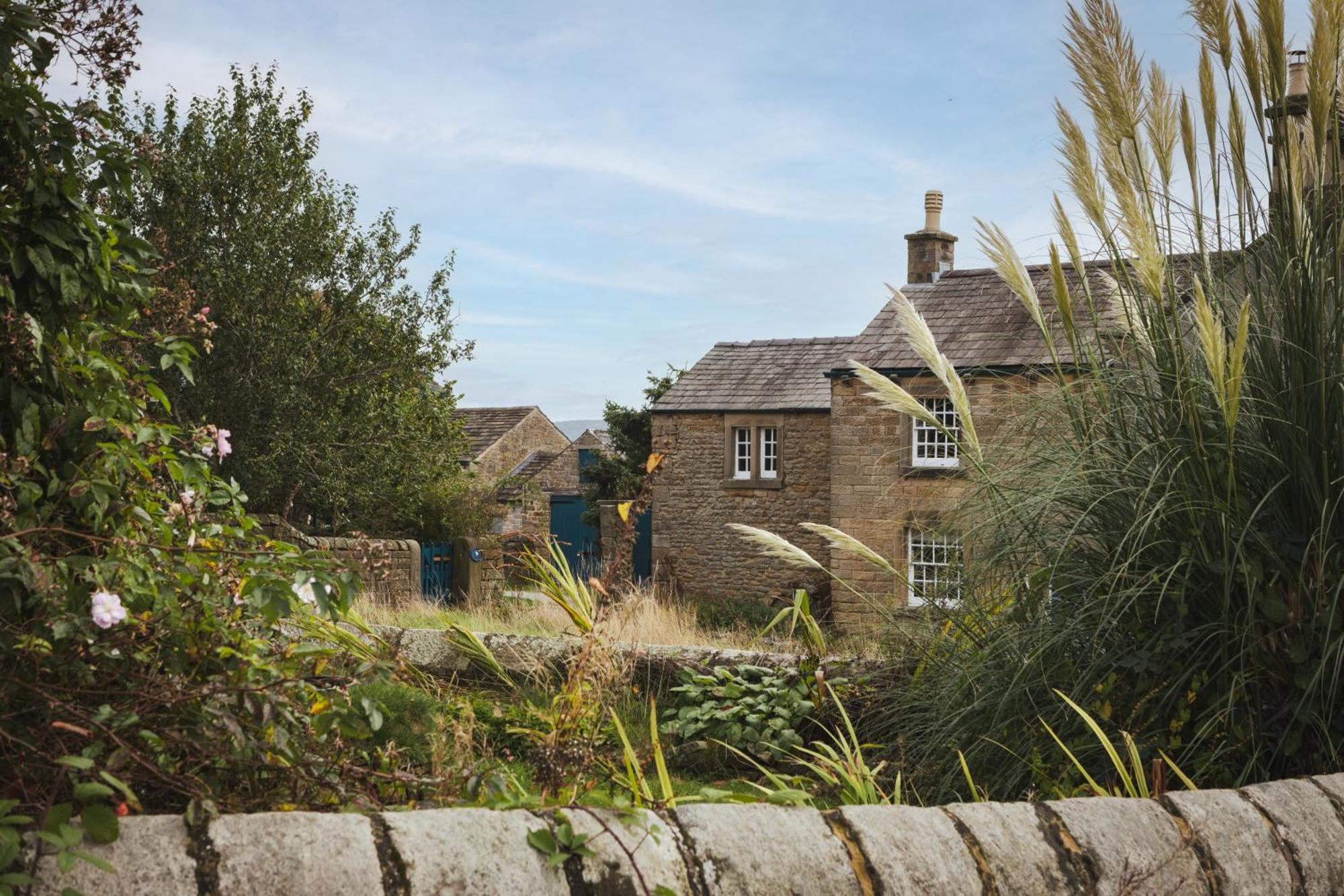 The Pilsley Inn - Chatsworth バスロウ エクステリア 写真