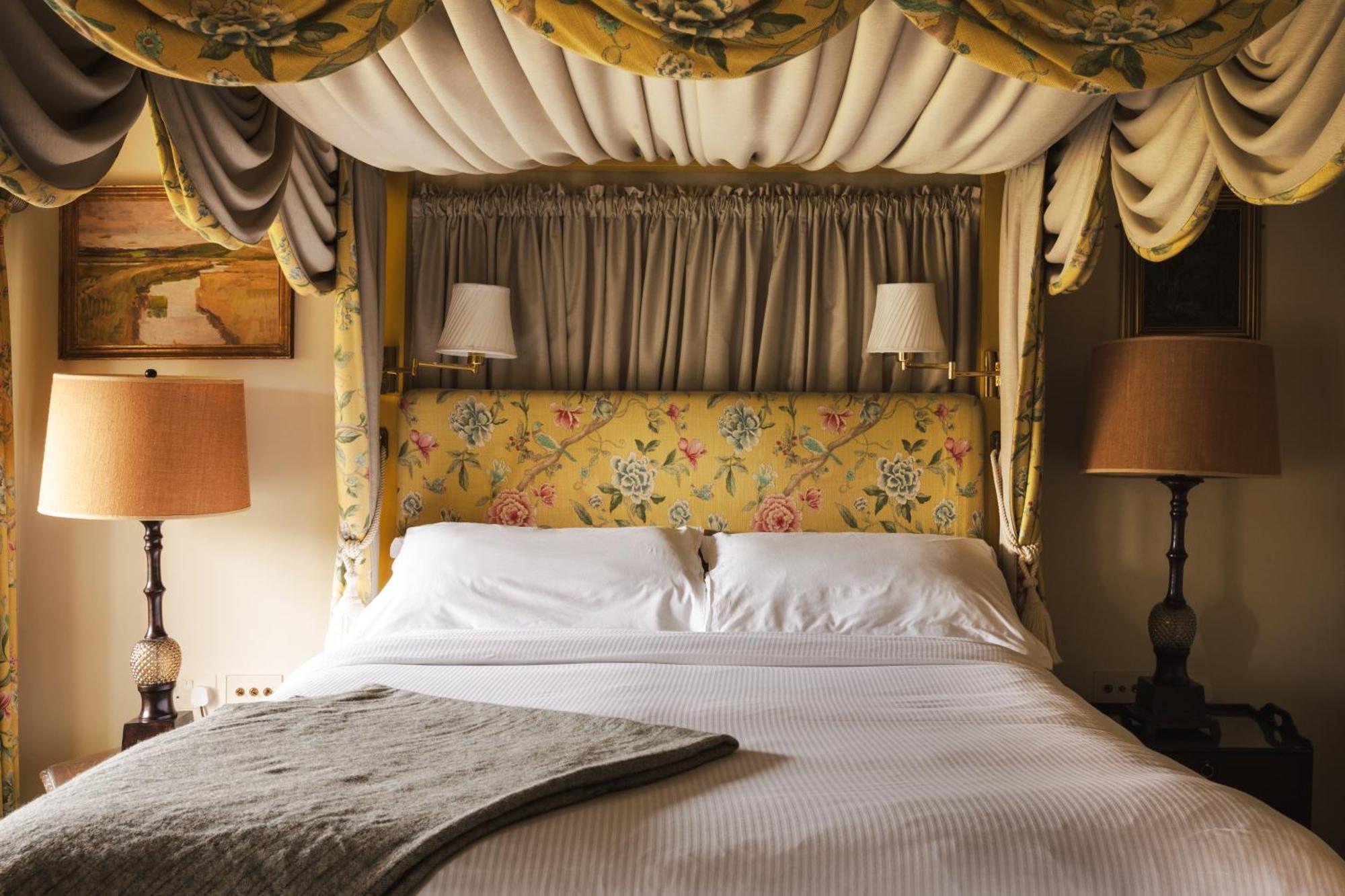 The Pilsley Inn - Chatsworth バスロウ エクステリア 写真