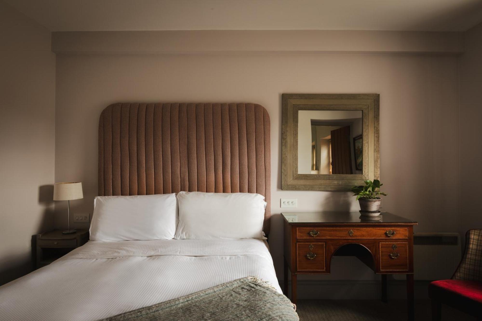 The Pilsley Inn - Chatsworth バスロウ エクステリア 写真